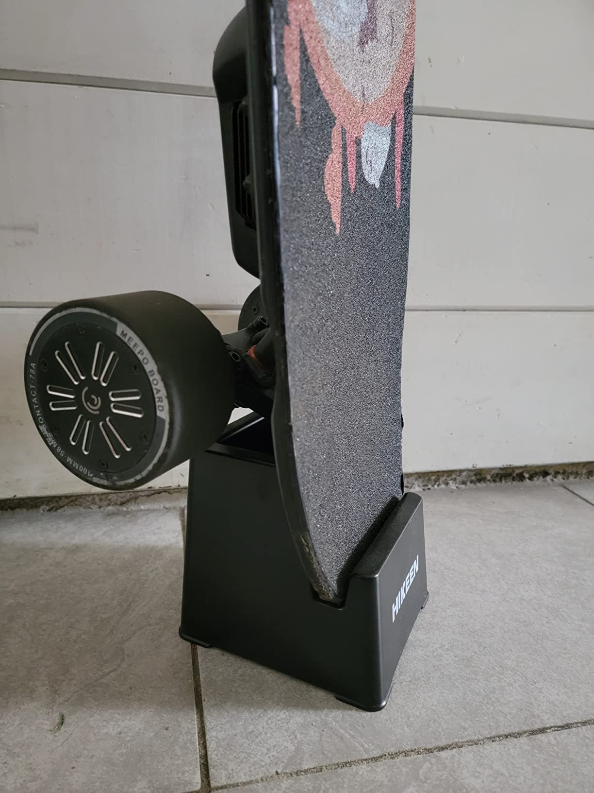 3/mo Finance Hikeen Skateboard Holder Skateboard Stand for