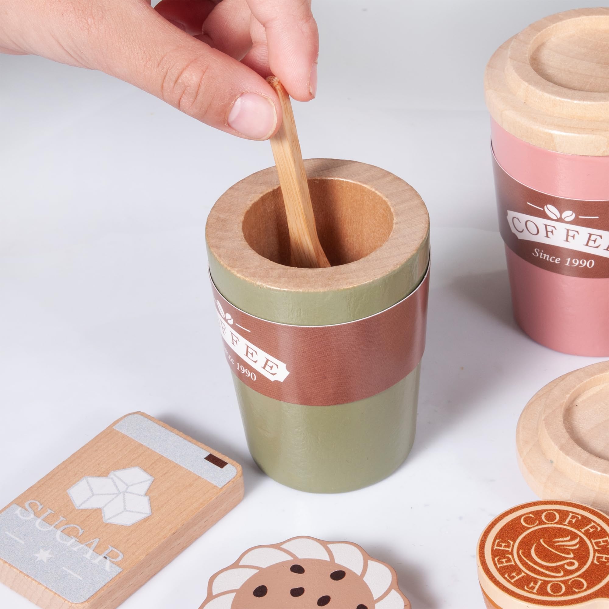 Juego de café para niños, juguete Montessori de madera, accesorios de cocina con tazas de café, espresso y leche, juego de café para niños y niñas, regalo de cumpleaños para niños y 5