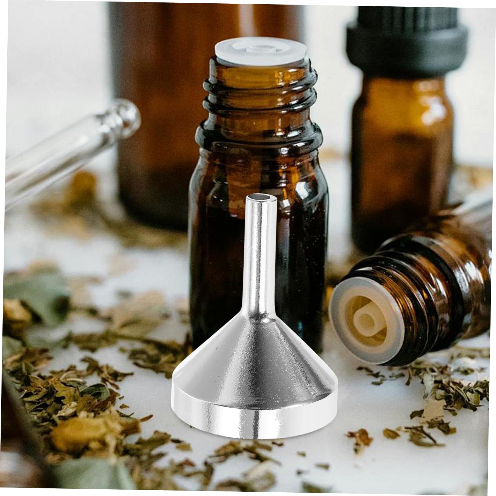 FRCOLOR 5 juegos de ventiladores de embudo de metal mini embudo para botellas herramientas de cuidado de la piel perfume, minit para llenar botellas pequeñas, de recarga para el