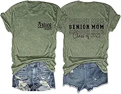 Senior MOM Class of 2025 Proud MOM of Graduate Heart Mom Camiseta feminina divertida