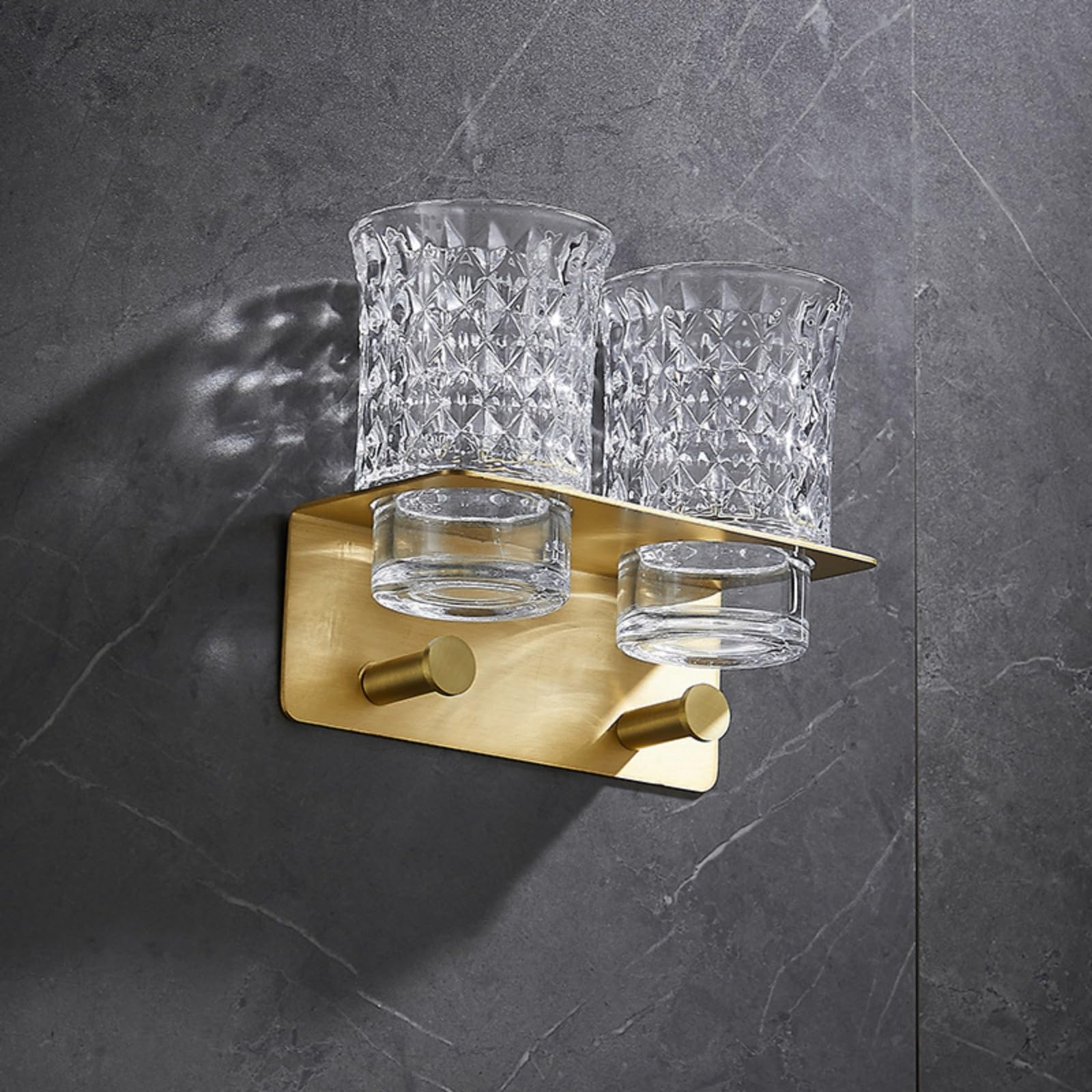 Soporte para cepillo de dientes de pared de latón con soporte para enjuague bucal para baño, estante para cepillo de dientes eléctrico, soporte triple para tazas