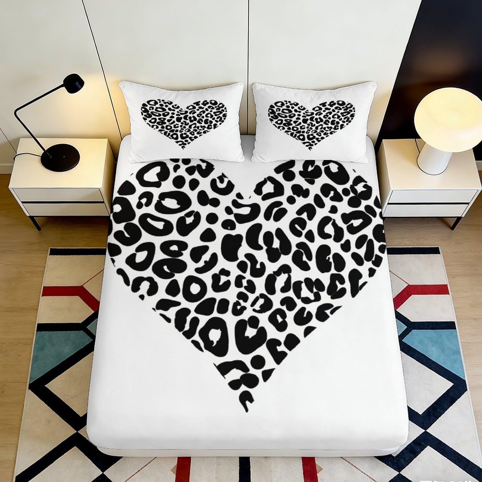 3D Printed Leopard Heart Fitted Sheet Microfiber Soft Breathable Animal Print Bed Cover for Bedroom Dormitory Guest Room Mattress Protection 200x200x25cm