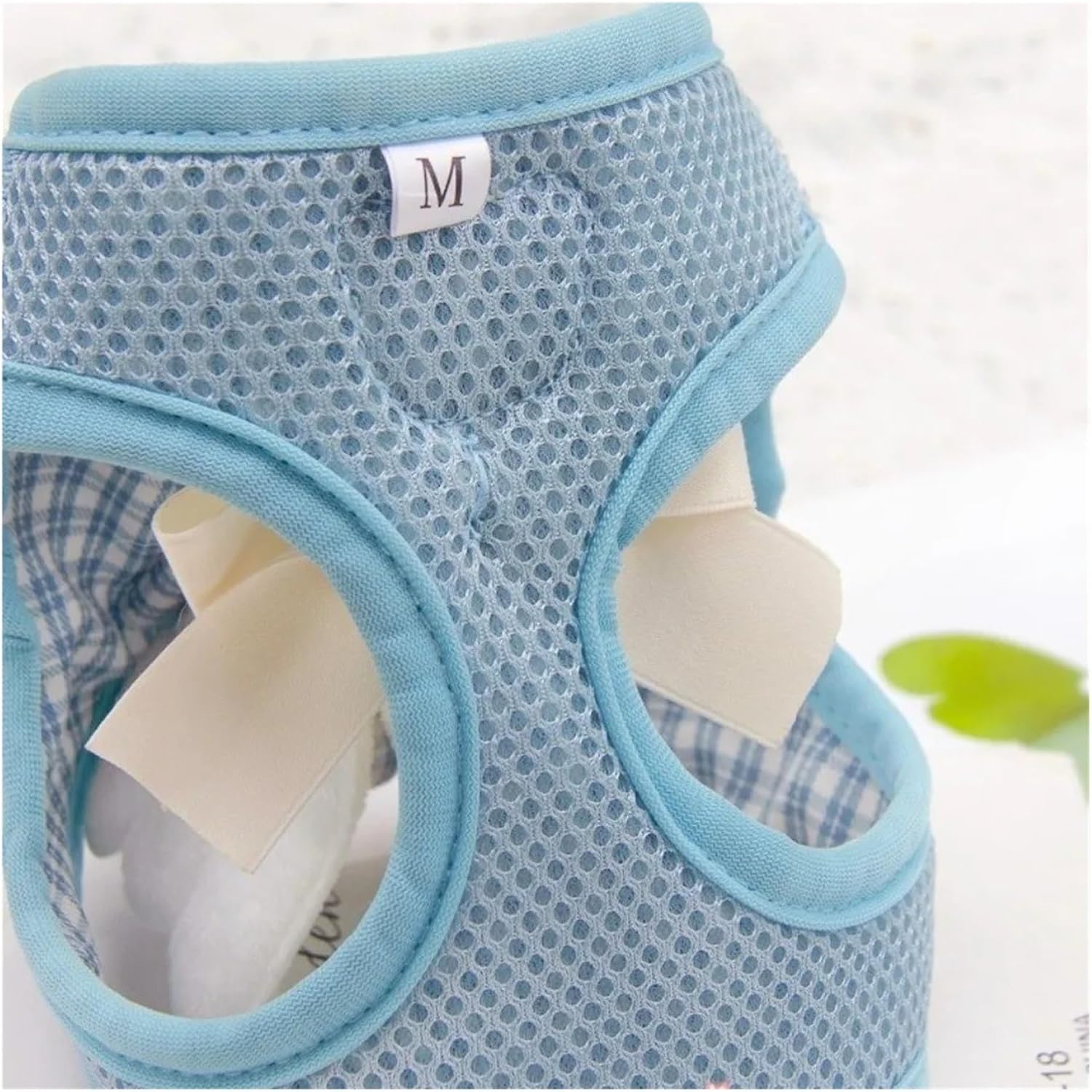 Adjustable Cat Dog Harness Set Breathable Comfortable Cat Rope Vest Escape Proof with Leash Cat Leash Small Medium Dog(Pink,M)