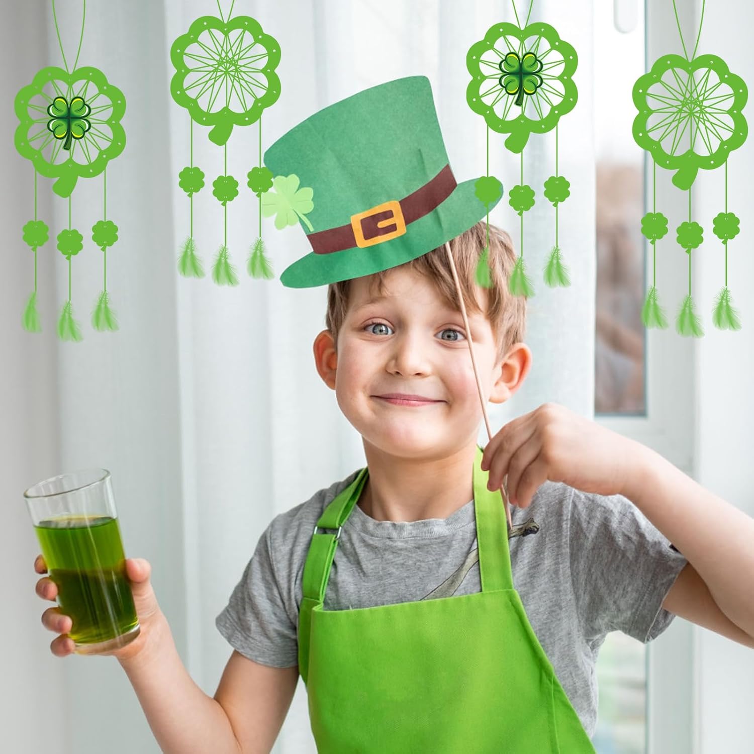 CINAFOOK 6 Pack St. Patricks Day Dream Catcher Craft Kit for Kids Paint You Own Four Leaf Clover Dream Catcher Ornaments DIY Coloring Wooden Craft for Art Activity St.Patrick's Day Decoration