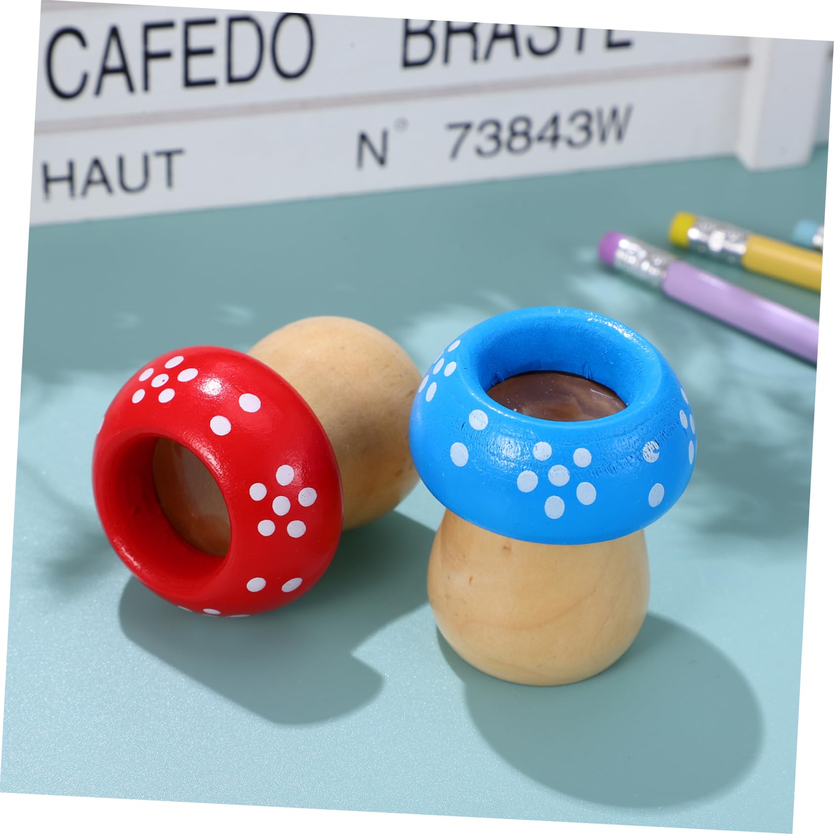 Toddmomy Funny Boys and Girls Toys Party Favors Kaleidoscope Mushroom Theme Unique Design for Educational Play Random