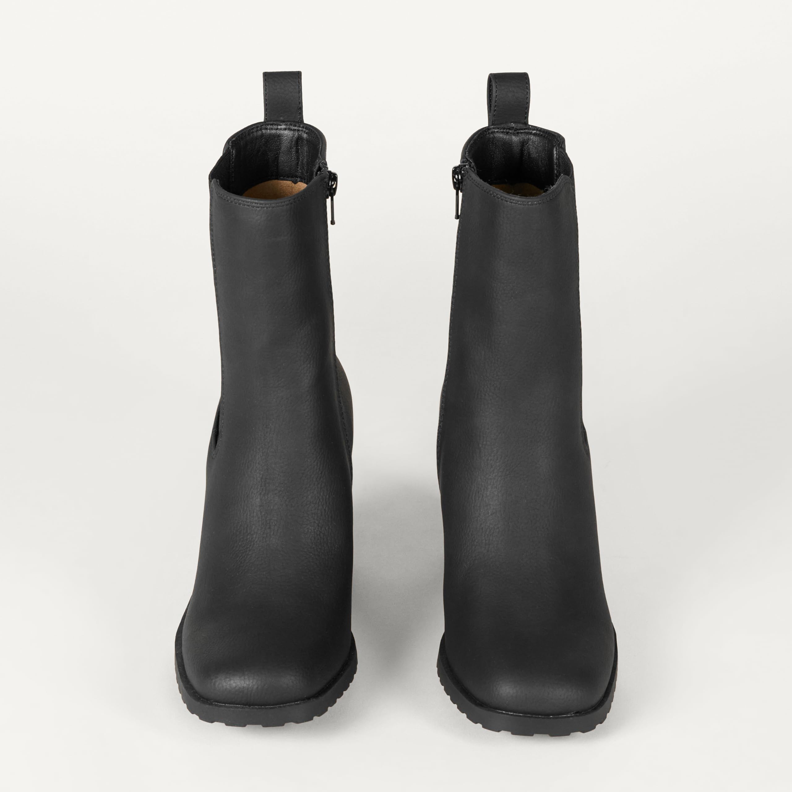 Amazon Essentials Damen Halbhohe Chelsea-Stiefel Absatz
