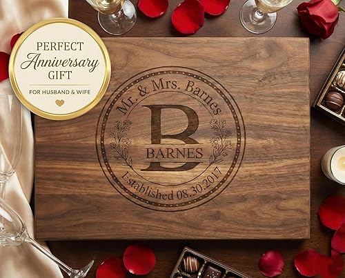 Miniatura 5 de Personalized Engagement Gifts or Wedding Gifts for Couples - Custom Cutting Board Gifts for Anniversary, Unique Holiday Gift, Familiy Gift, Premium
