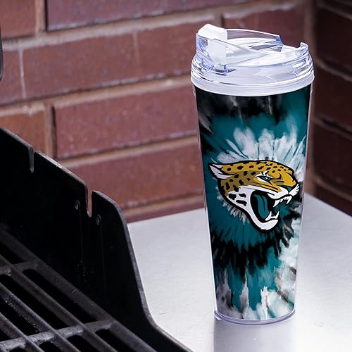 Miniatura 73 de Rico Industries NFL - Vaso de purpurina acrílica de 24 onzas con tapa con bisagras, vaso de doble pared con licencia oficial y popote Tie Dye