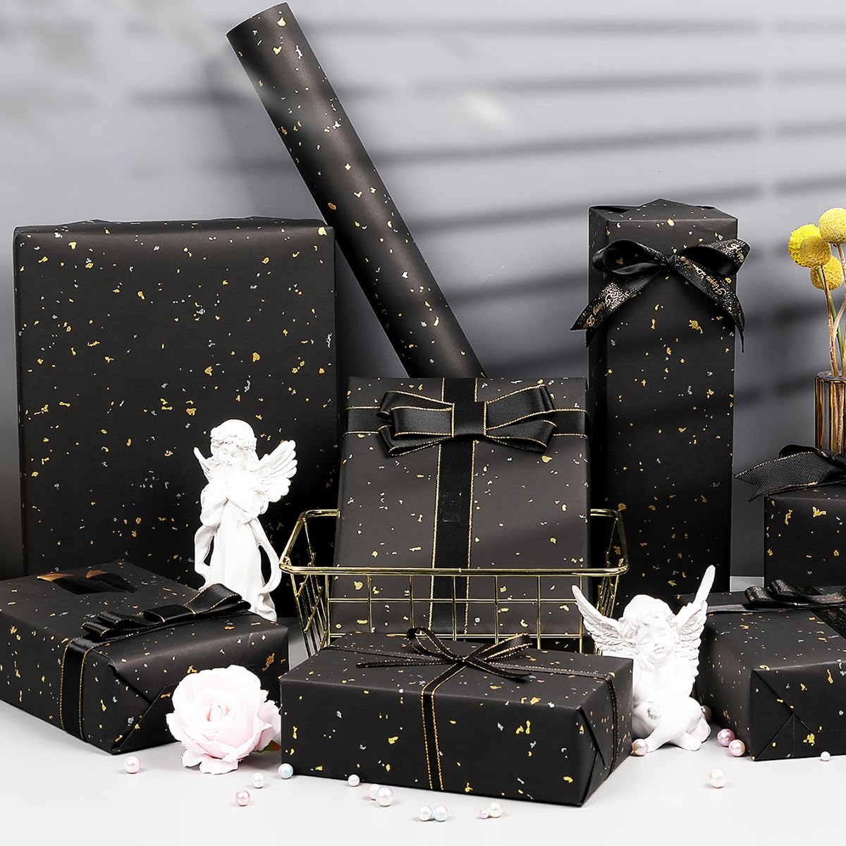 Schwarze Geschenkpapierrolle, 43,2 cm × 90 m, schwarzes und goldenes Folien-Geschenkpapier, mattes Kraftpapier mit Silber- und Goldfolienflocken, Geschenkpapier für Geburtstag, Hochzeit, Weihnachten,