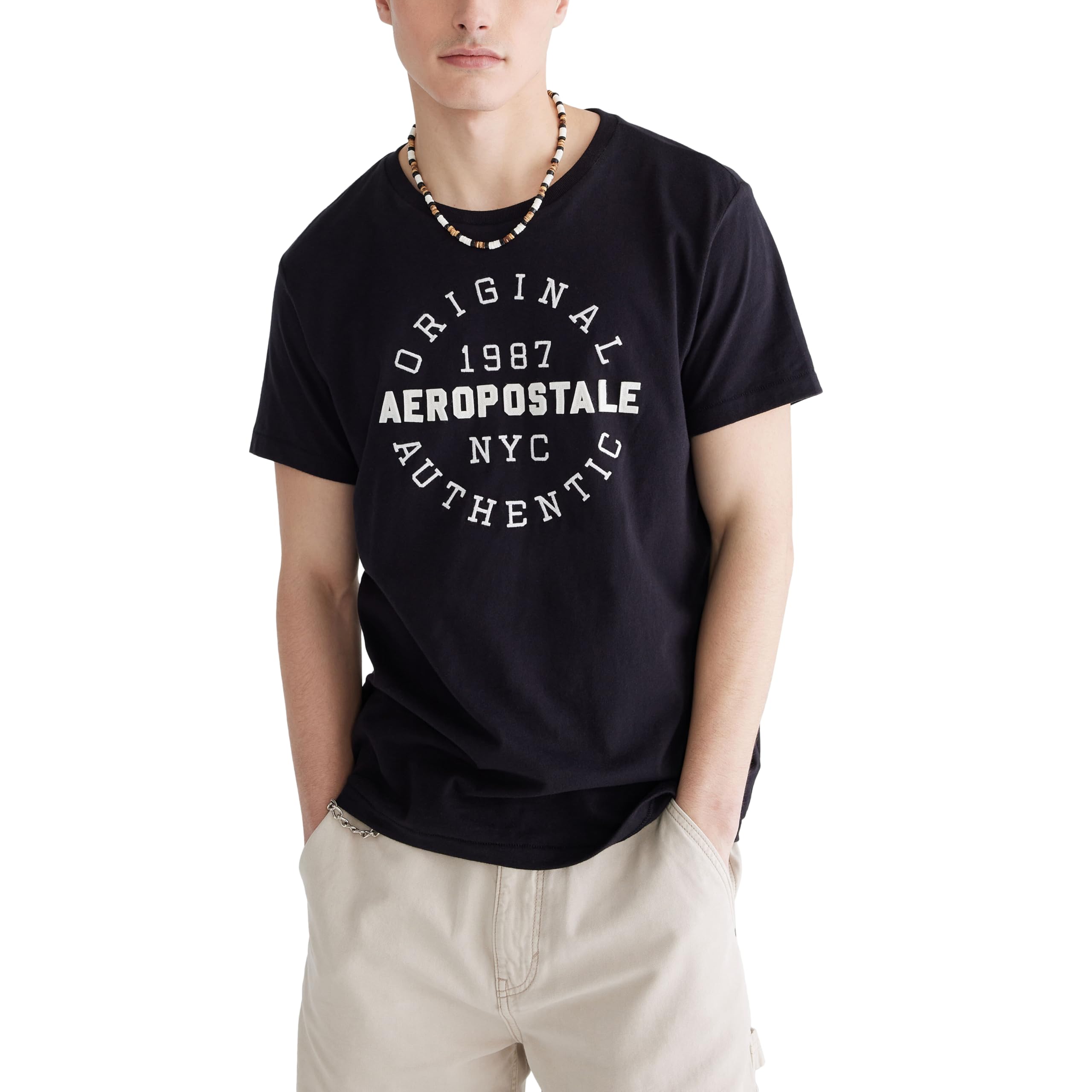 

                                                    Aeropostale Men's L2 Aeropostale Circle Short Slee