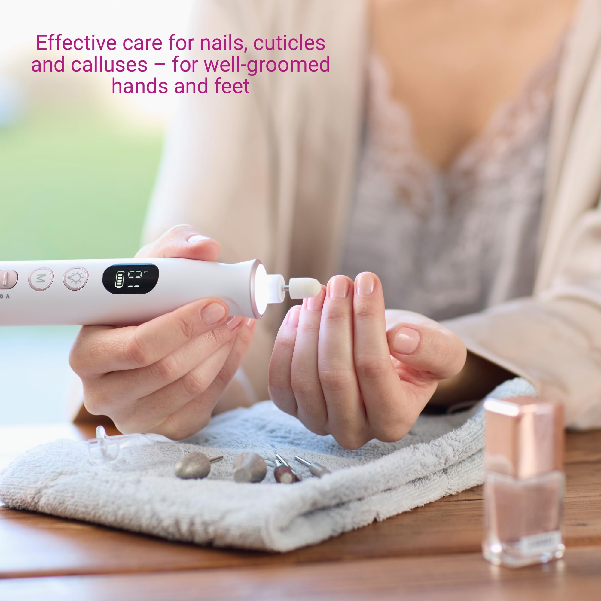 medisana MP 940 elektryczny zestaw do manicure i pedicure, pilnik do paznokci, obcinacz do paznokci i zmywacz do modzeli, zestaw do pielęgnacji dłoni i stóp oraz leczenia paznokci, skórek i modzeli