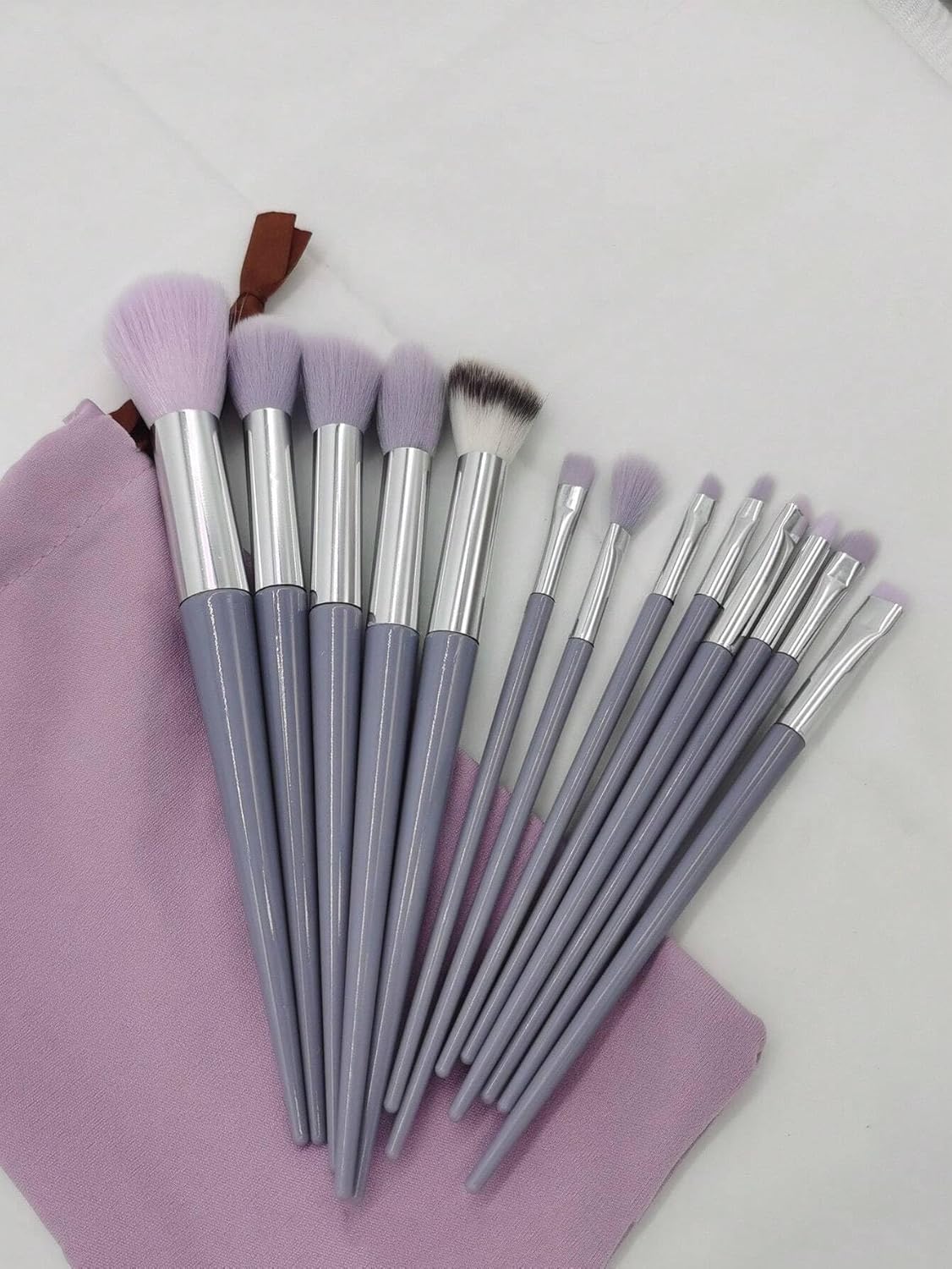 13Pcs Makeup Brush Set Soft Fluffy Professional Cosmetic Foundation Powder Eyeshadow Kabuki Blending Make Up Brush Beauty Tool With Bag Makeup Sponge Beauty Gift For Makeup Beginner