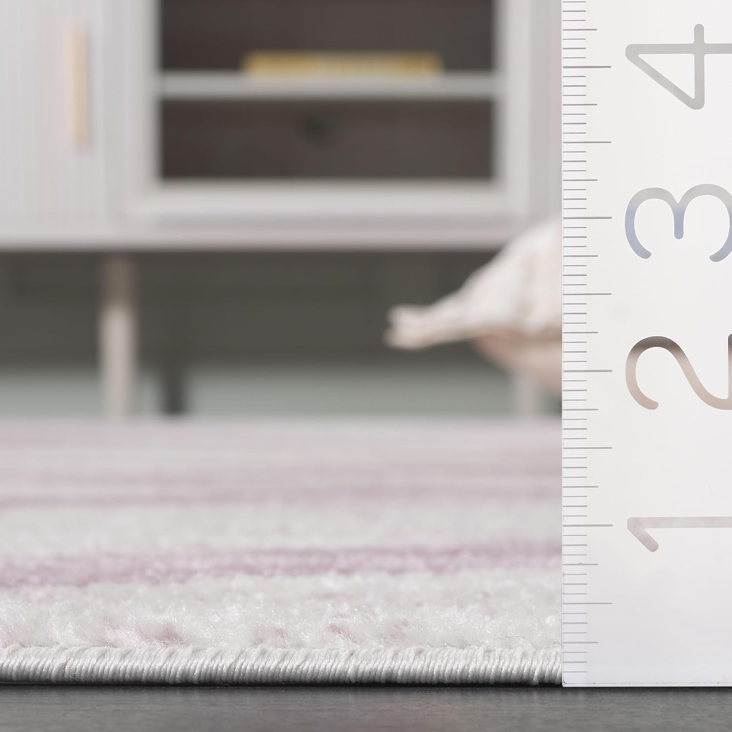 SAFAVIEH Area Rug 8x10 - Adirondack Collection - Large - Cream & Purple, Modern Wave Design, Non-Shedding & Easy to Clean, Ideal for Living Room, Bedroom, Dining Space (ADR125L)