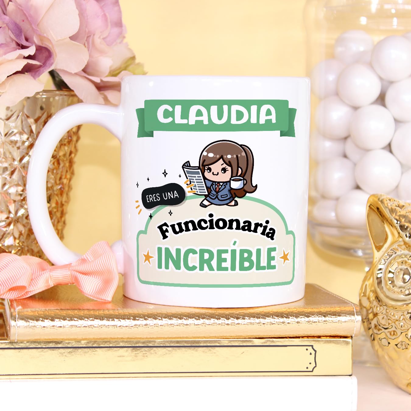 Taza Personalizada Para Funcionaria — Mensaje "Eres Increíble", Diseño Kawaii, 11 Oz, Regalo Original Y Divertido