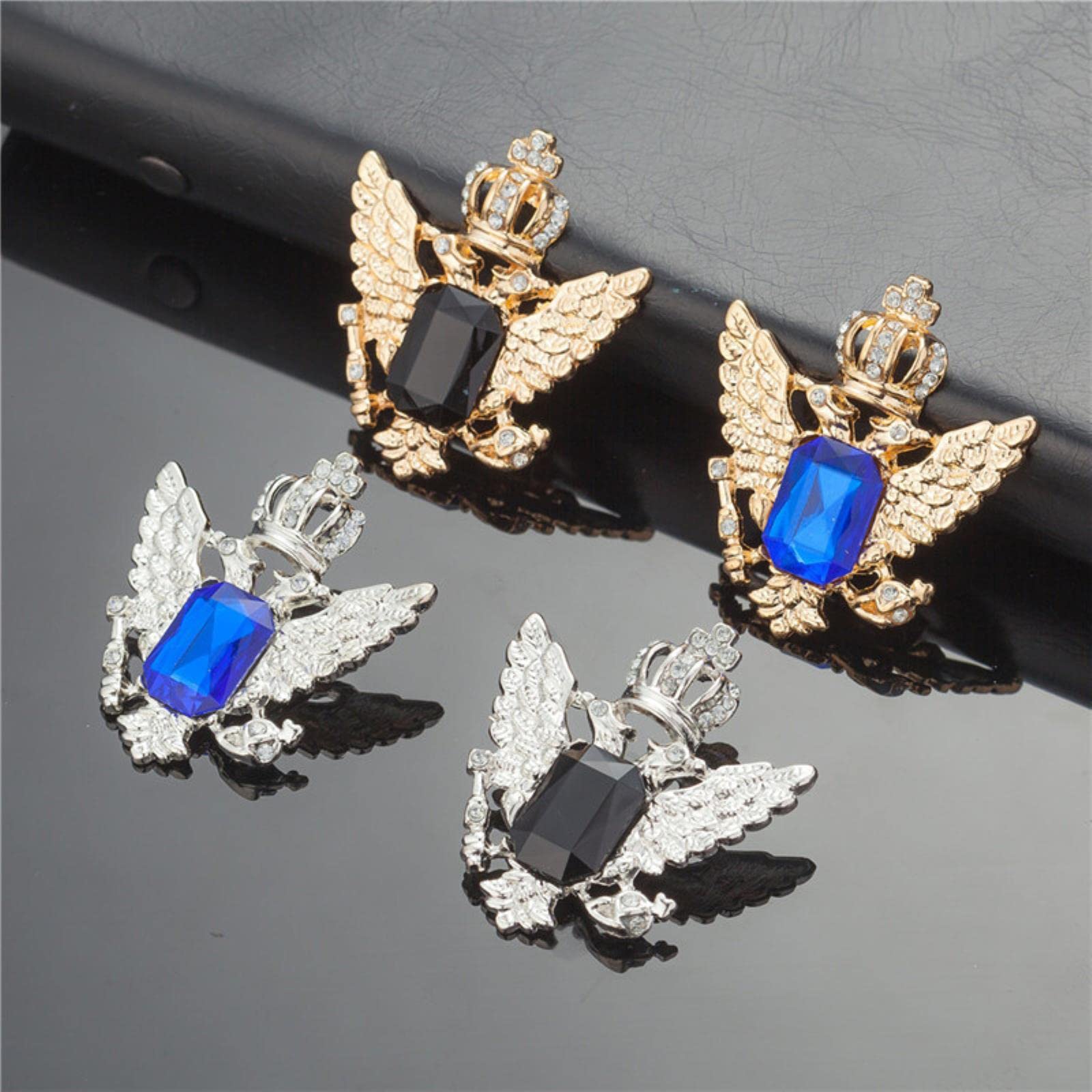 Broche Vintage Année 1970 - Aigle En Relief Avec émail Bleu Ciel, Couleur Or