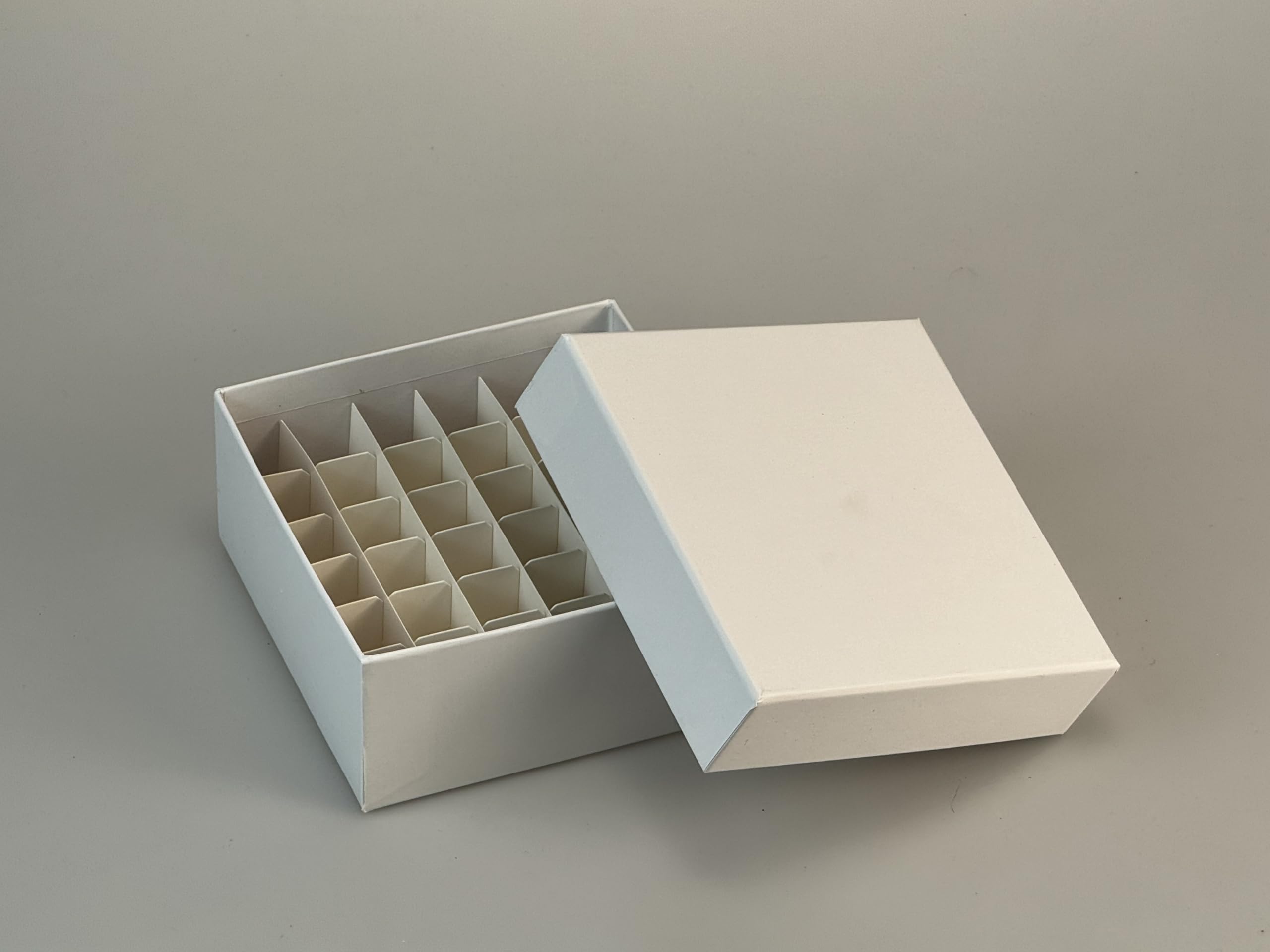 Caja de cartón criogénico para almacenamiento de tubos criogénicos y divisores, 5 ml, 36 pozos, paquete de 4