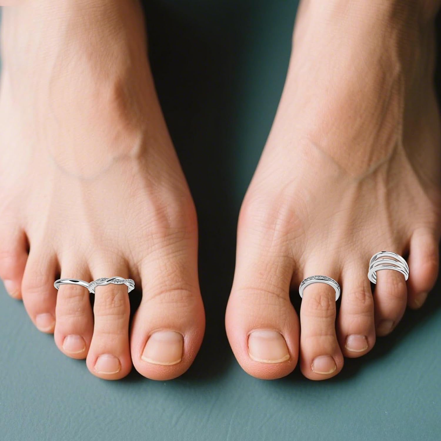 Mikovivi 4pcs Adjustable Toe Rings for Women, Open Toe Rings Set Simple CZ Triple Twist Crystal Band Elegant Summer Beach Foot Jewelry