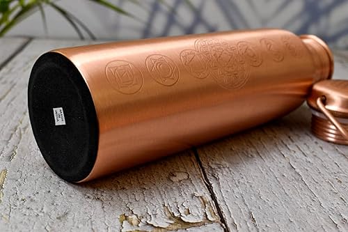 Miniatura 5 de India House Botellas de agua de cobre puro  Botella a prueba de fugas de cobre sin costuras  Botella de cobre ayurvédica perfecta (33.8 fl oz)