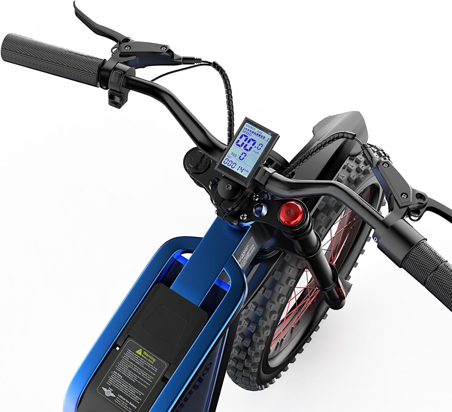 Fechar-se view of the Freego X2Pro handlebars and digital display, showing speed and battery information.