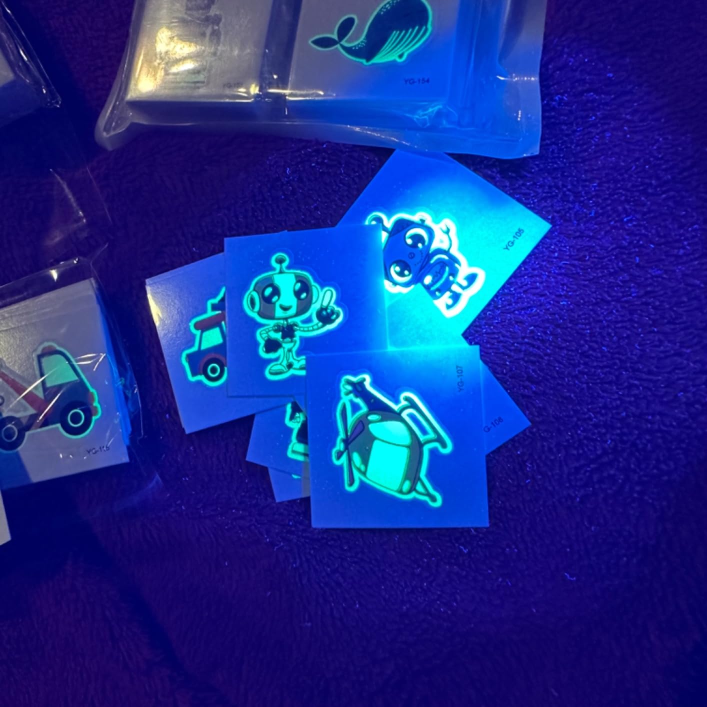 CHARLENT 408 PCS Individually Wrapped Luminous Temporary Tattoos for Kids - Glow in The Dark Mixed Tattoos for Kids Birthday Party Favors Goodie Bag Fillers