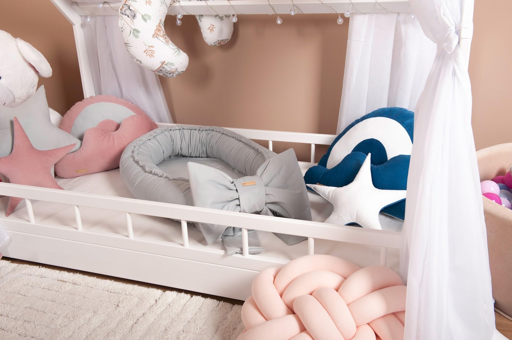 Cocon bébé avec nœud décoratif, réducteur de lit, nid bébé, douillet (couleur: rose clair)