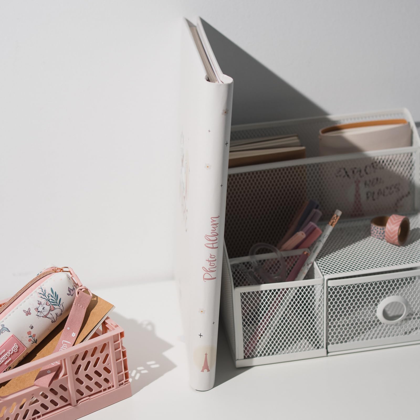 Grupo Erik Photo Album Self Adhesive Disney The Aristocats | 9x12 inches - 24x32 cm, 15 Double Sided Pages, Polaroid Photo Album, Scrapbook, Memory Book, Travel Gift Ideas, Disney Gifts For Cat Lovers | Album ze zdjęciami, samoprzylepny, twarda okładka, s