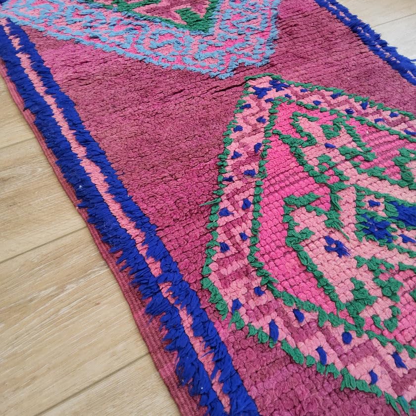 Générique Tifinagh Shop - Tapis Berbère Boujaad Authentique du Maroc - Fait Main en Laine – 300 x 67 cm – Tapis Marocain Artisanal