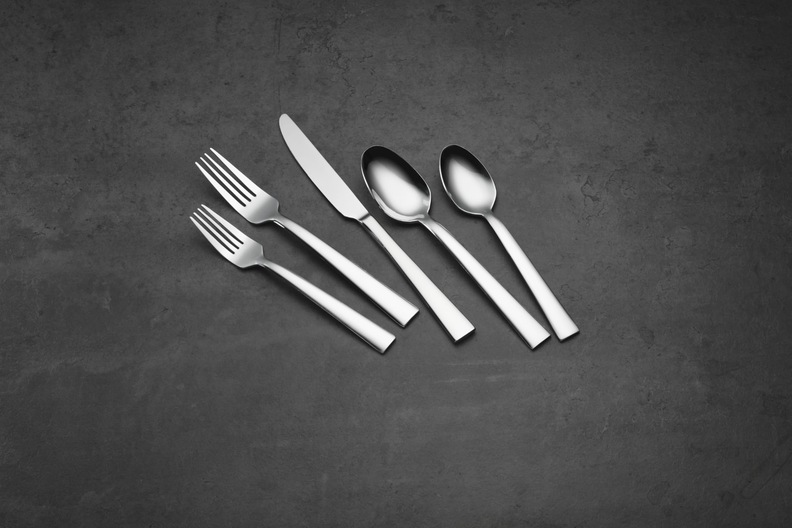 Oneida Madison Avenue - Juego de cubiertos de 45 piezas, acero inoxidable 18/0, servicio para 8, plata, 45 piezas