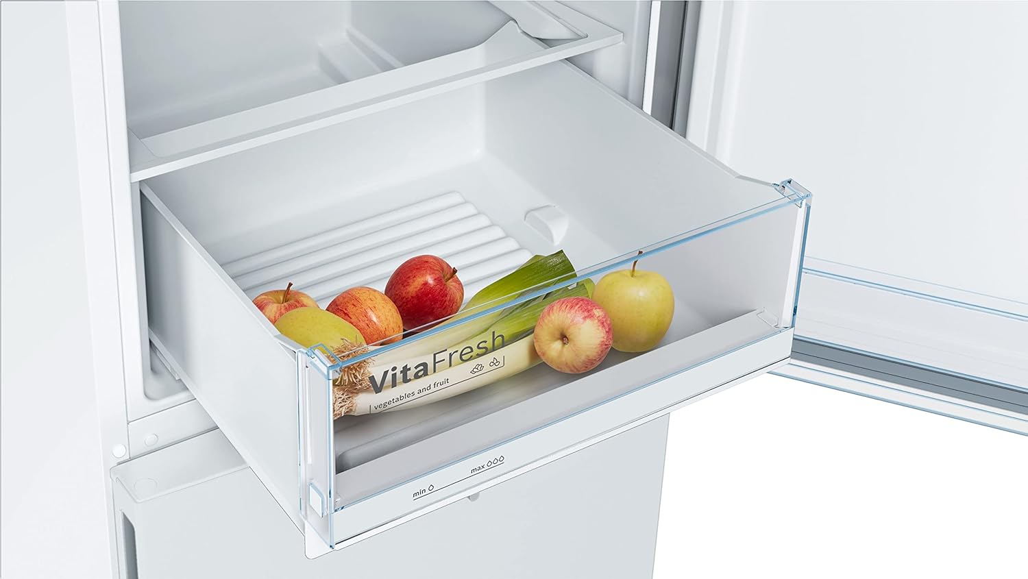 Close-up of Bosch KGV33VWEAS VitaFresh drawer with fruits and vegetables
