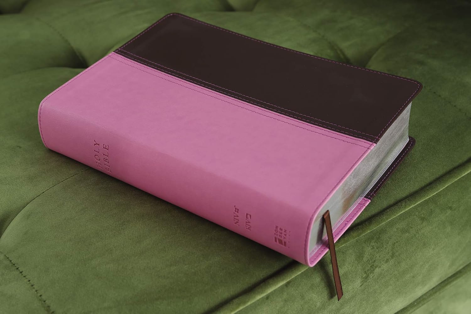 NIV, KJV, Parallel Bible, Large Print, Leathersoft, Pink/Brown: The World's Two Most Popular Bible Translations Together