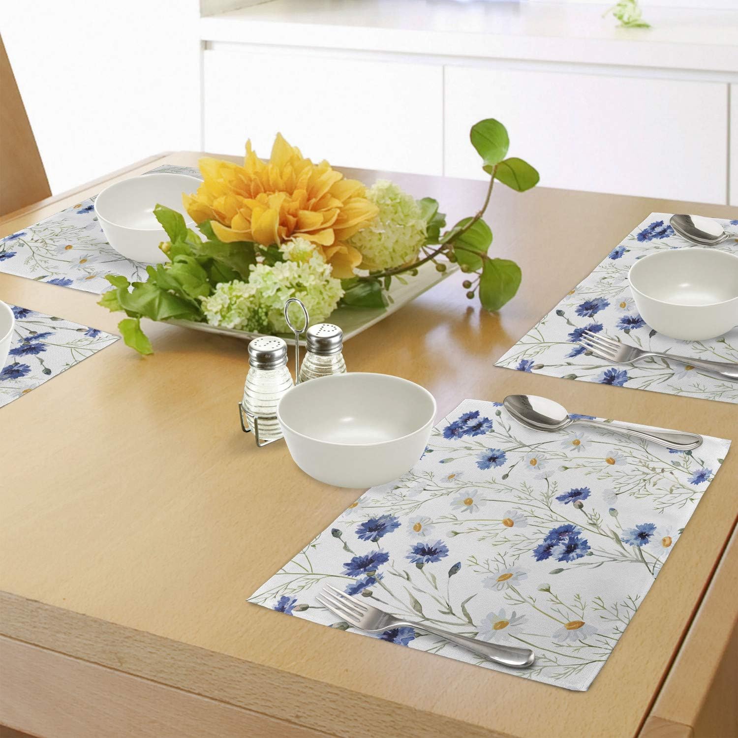Lunarable Watercolor Flower Place Mats Set of 4, Wildflowers and Cornflowers Daisies Blooms Flower Buds Art, Washable Fabric Placemats for Dining Table, Standard Size, Green Marigold