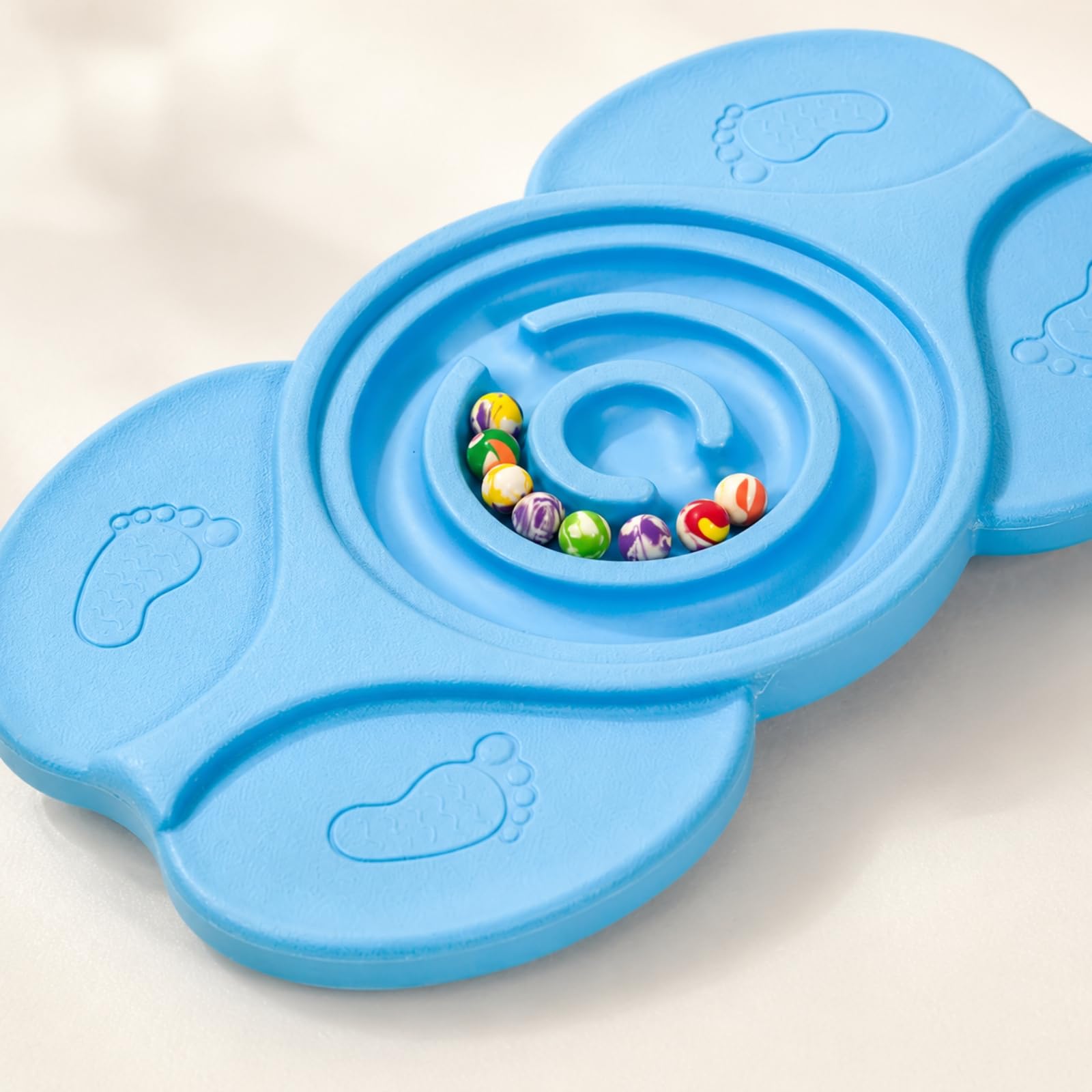 Tavola per Equilibrio Bambini Stimolante | Robusto, Pedana Equilibrio per Allenamento Sensoriale, Salvaspazio, Balance Board, Scuola Dell'infanzia, Camera dei Giochi, Rosso