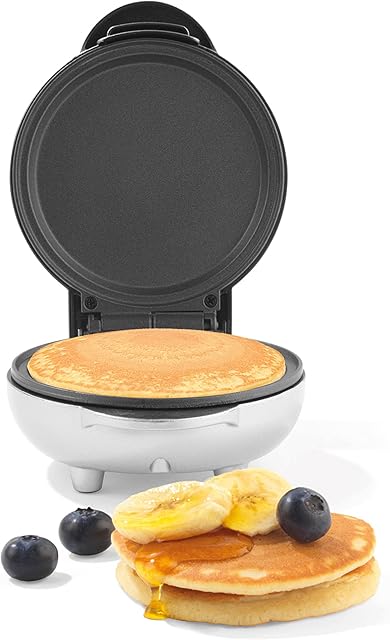 Progress by WW EK5312NWW Mini Snack Maker, Electric Grill, Non-Stick, Pancakes, Cookies, Eggs, Omelettes, Power/Ready Indicator Lights, 2 Min Preheat, Compact 11.5 cm Plate Size, 550 W