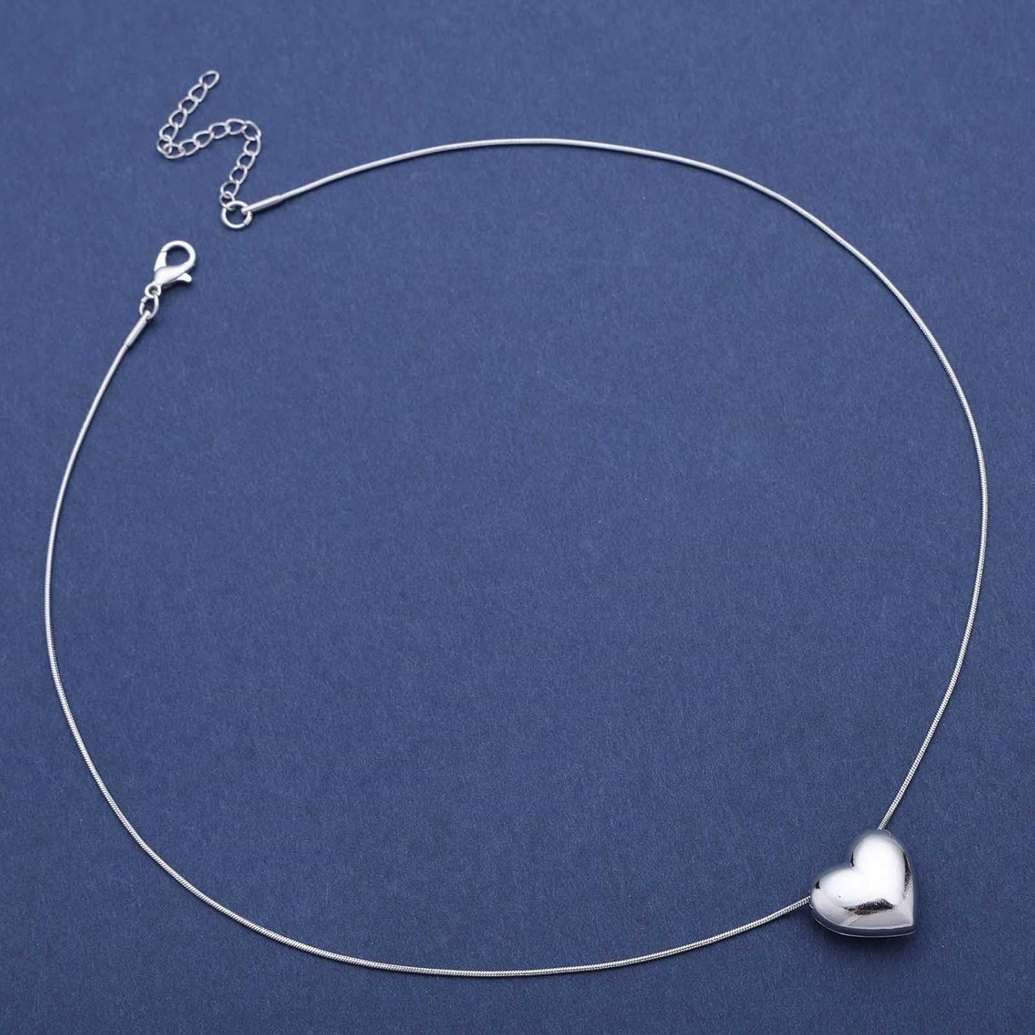 Bohemian Heart Choker Necklace Silver Puffy Heart Pendant Necklace Metal Heart Sleek Chain Necklace Minimalist Heart Collar Necklace Jewelry for Women Gifts - Image 3