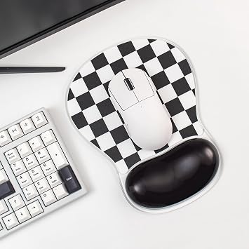 Checkered Mouse Pad with Gel Wrist Rest Support, Ergonomic Black Mousepad