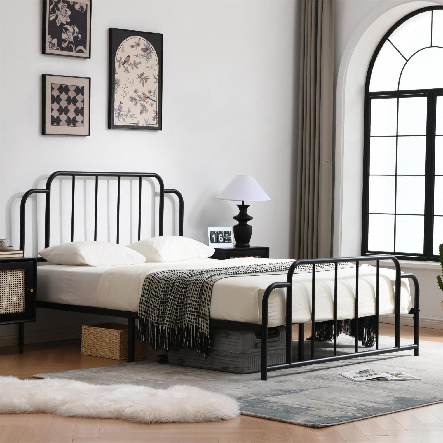 PINJU Metal Platform Bed Frame with Headboard and Footboard, Classic Style, Sturdy Metal Slats, No Box Spring Needed, Easy Installation (Black, Full)