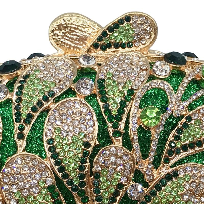 Pochette incrustée de diamants pour briller en robe de soirée