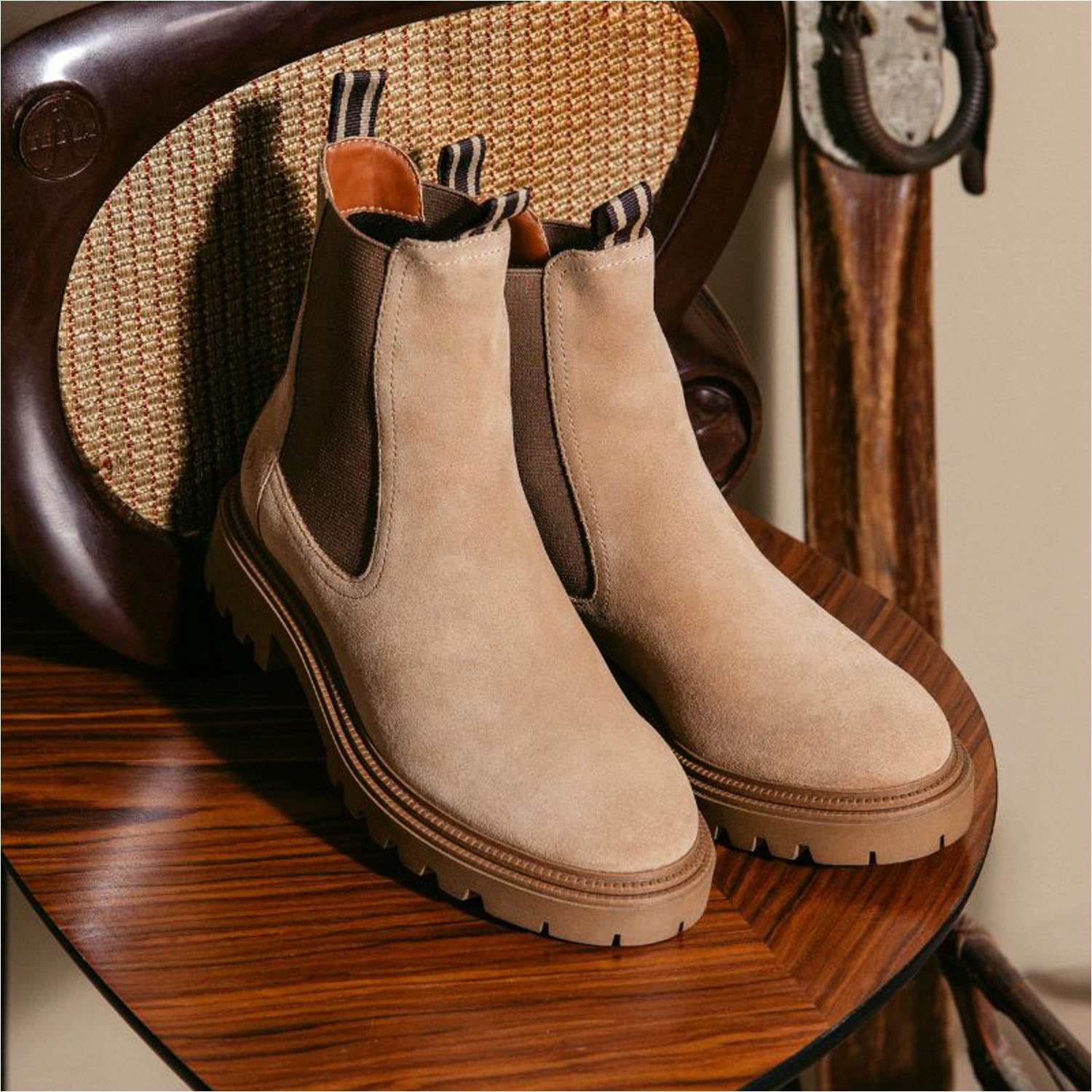 Palado Damen Chelsea Boots Luctoria – leichte gefütterte Stiefeletten aus hochwertigem Rindsleder – elegante Ankle Boots für Herbst & Winter