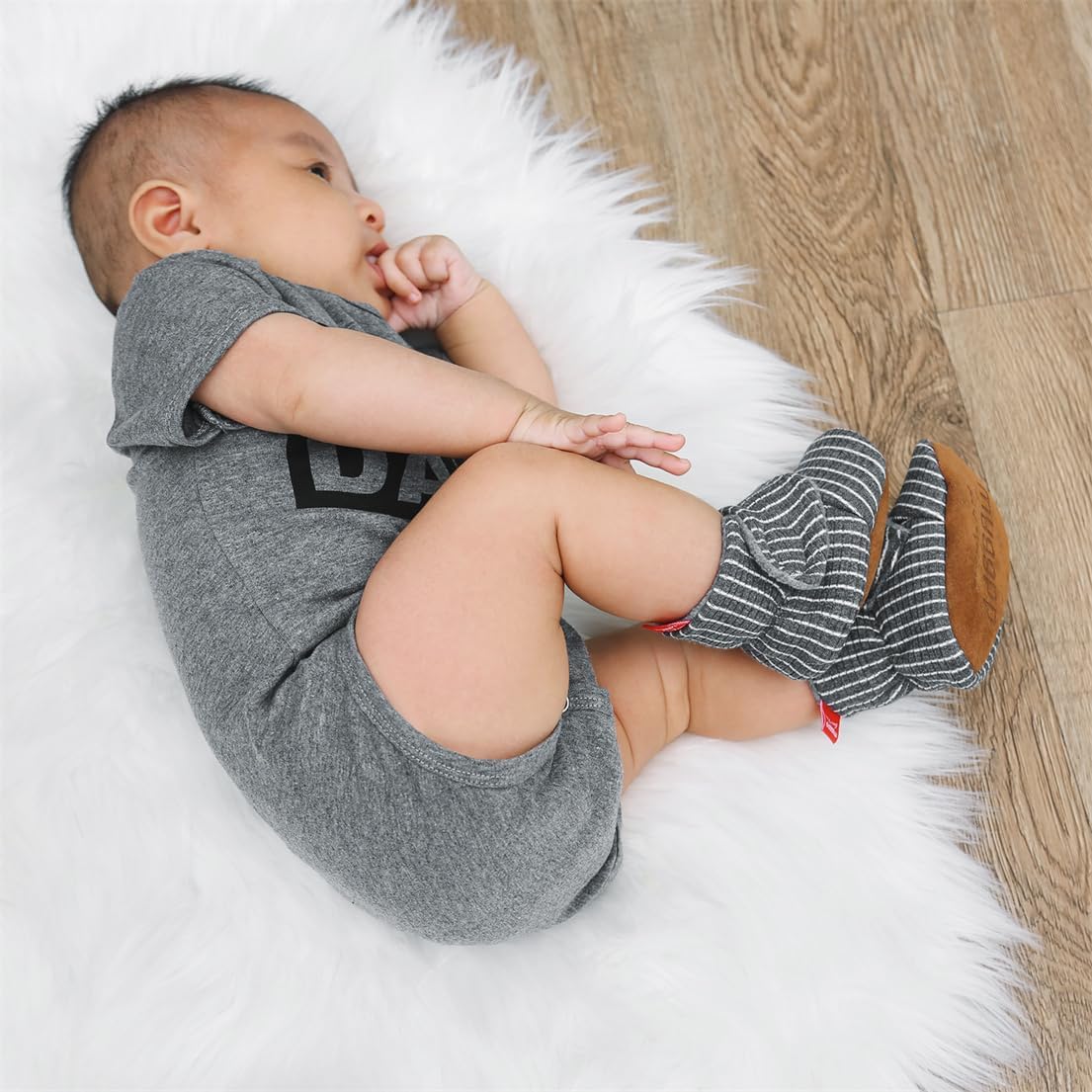 Baby Booties Cozy Fleece Slippers Soft Baby Shoes With Gripper Soles, Winter Warm Infant Newborn Crib Sock Shoes First Walkers