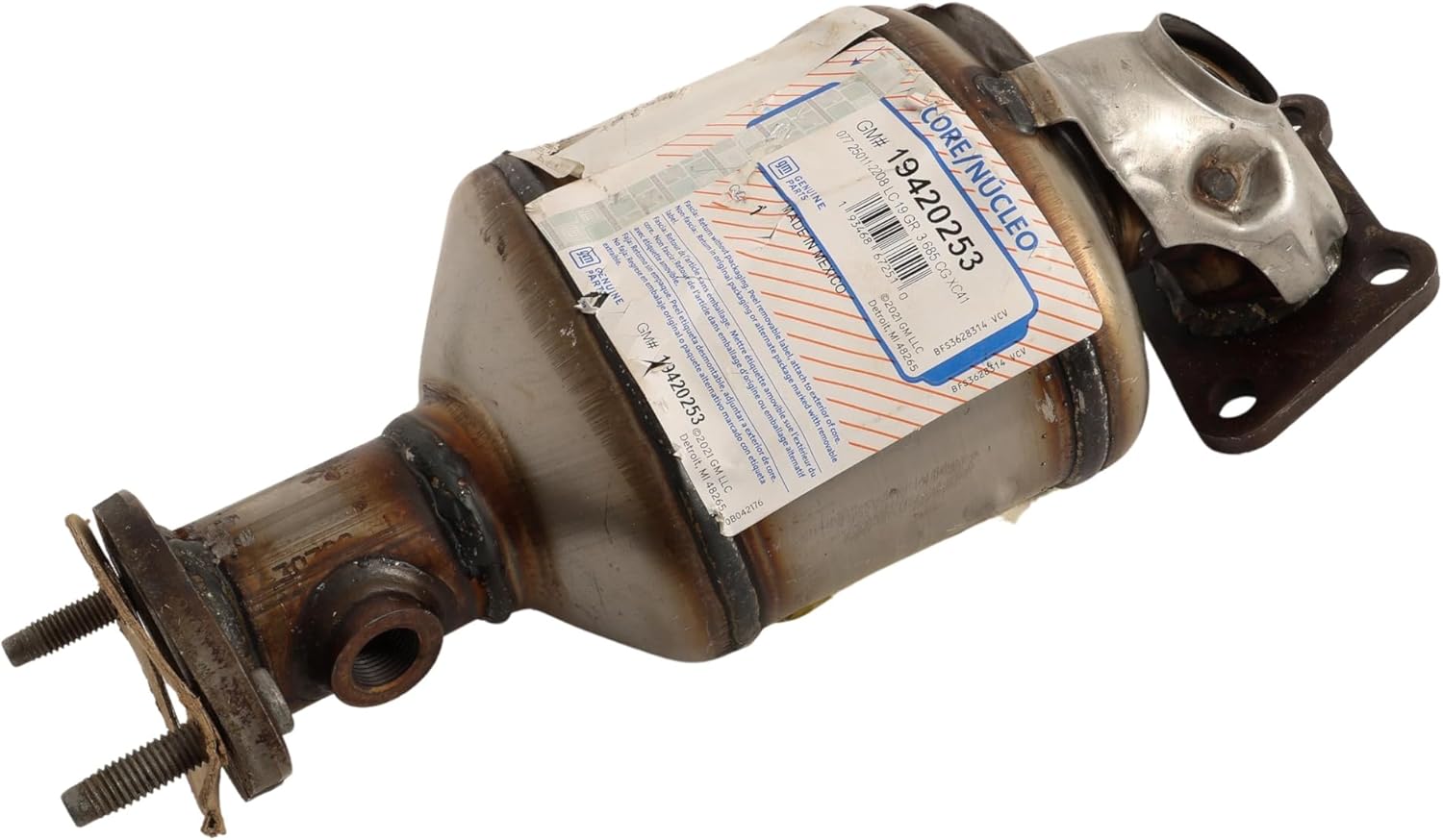 GM Genuine Parts 19420253 Three-Way Catalytic Converter with Exhaust Pipe