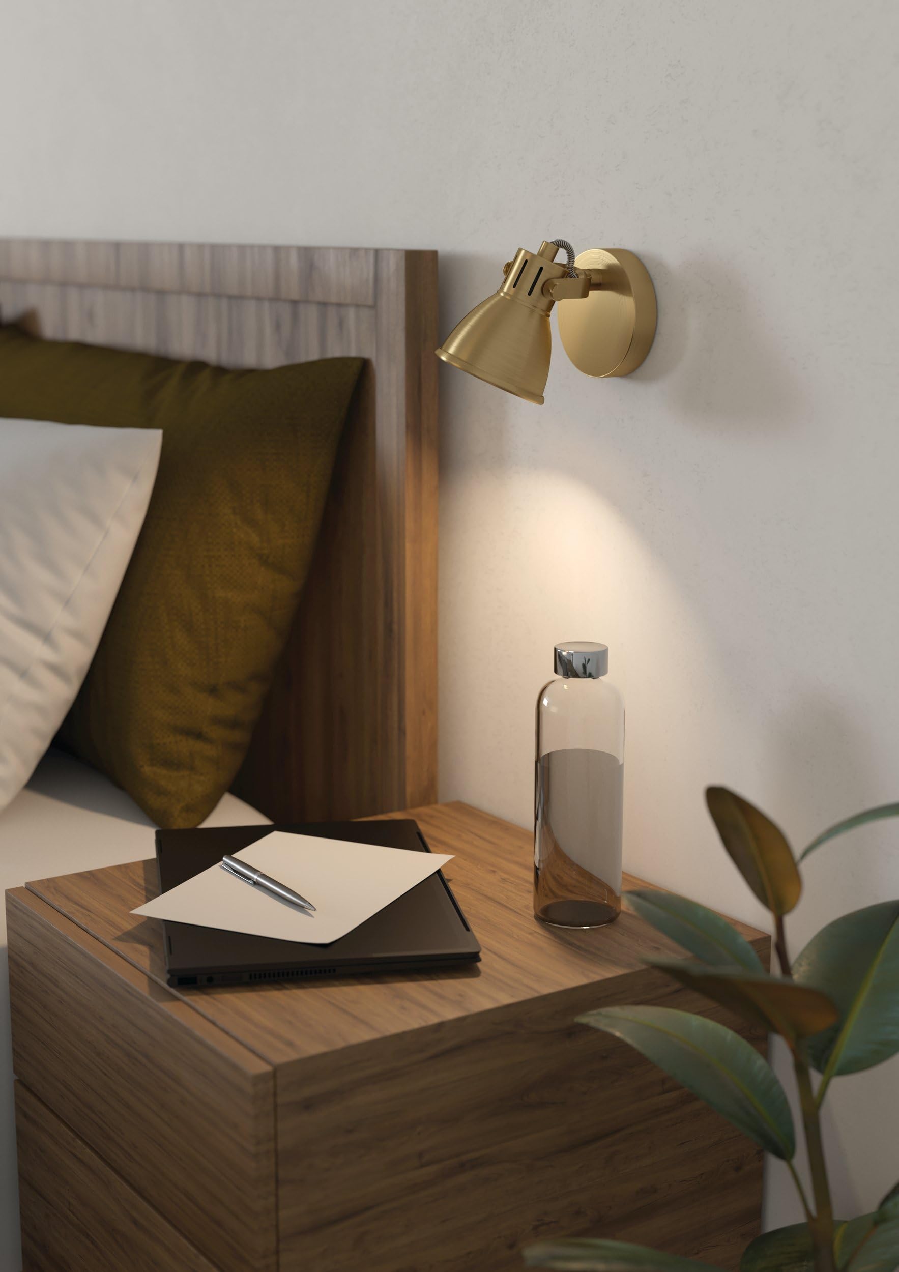 Eglo Applique murale intérieure Seras, luminaire d'intérieur avec spot orientable, lampe élégante pour salon et couloir, métal laiton brossé, avec ampoule LED GU10, blanc chaud