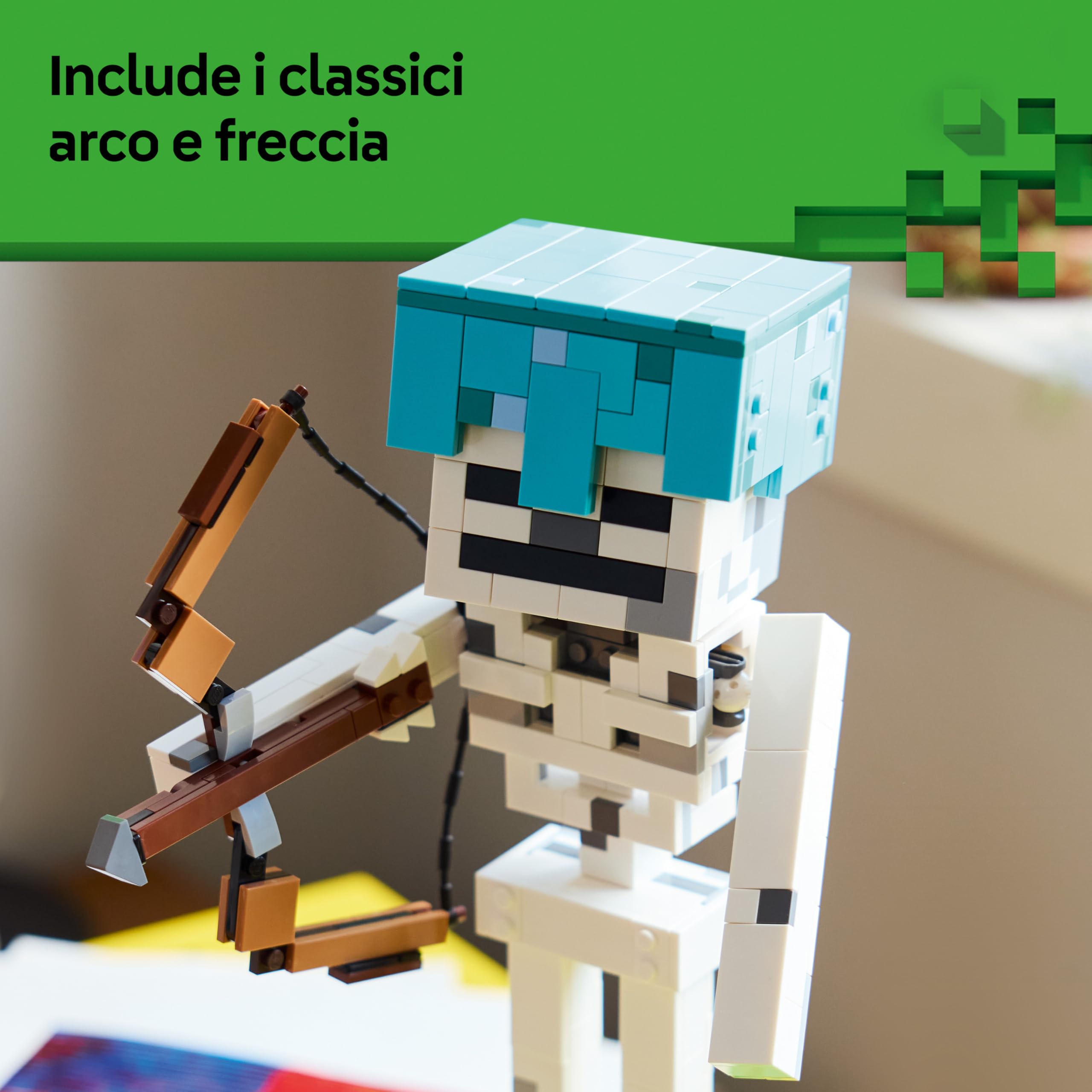 LEGO Minecraft Scheletro Giocattolo - Action Figure di Mob con Elmo di Diamante, Arco e Frecce e Base in Erba - Decorazione Cameretta - Regalo per Gamer, Bambini e Bambine da 10 Anni in su - 21594