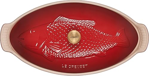 Miniatura 14 de Le Creuset Stoneware Heritage Fish Baker, 1.7 cuartos de galón., Marsella Marseille