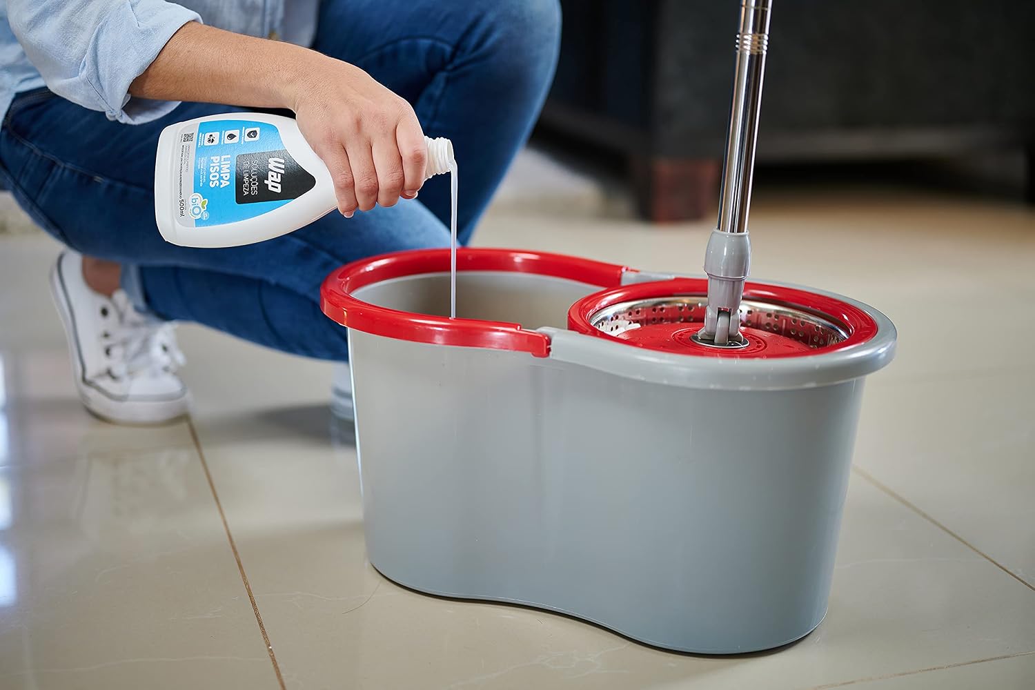 Limpador de Porcelanatos Pisos e Superfícies WAP LIMPA PISOS 1 LITRO, Branco e azul