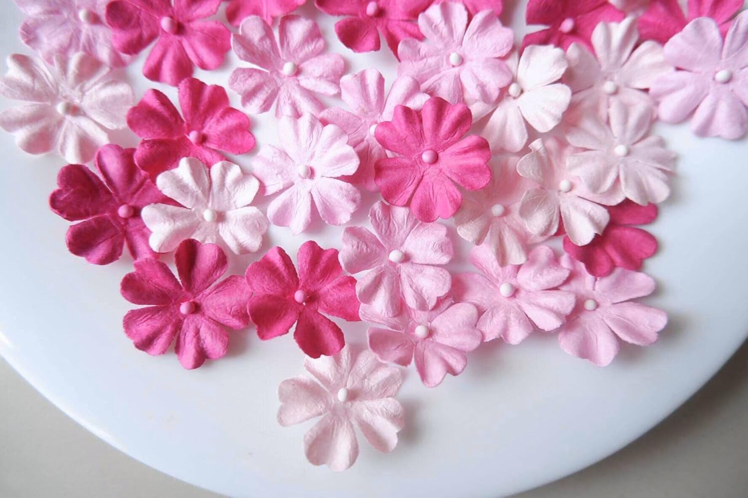 100 pcs Flat Paper Flowers for Crafts 25mm Mulberry Flowers for Crafts Scrapbooking Wedding Card Supplies Embellishment Craft Flowers Pressed DIY Gifts (Pink Tone)