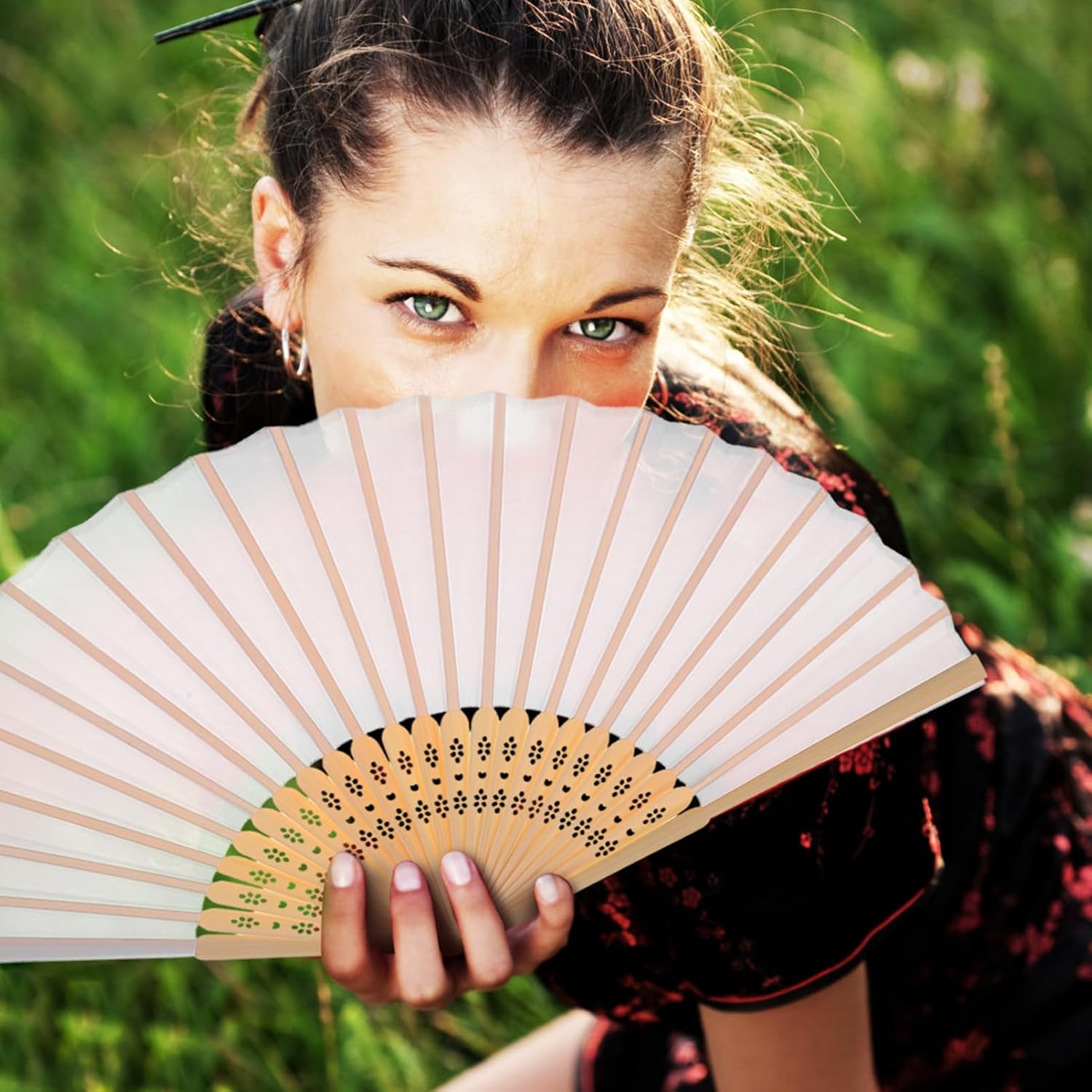 FOMIYES Retro Folding Hand Fan Classic Chinese Design for Dance Performance and Decoration Elegant Imitation