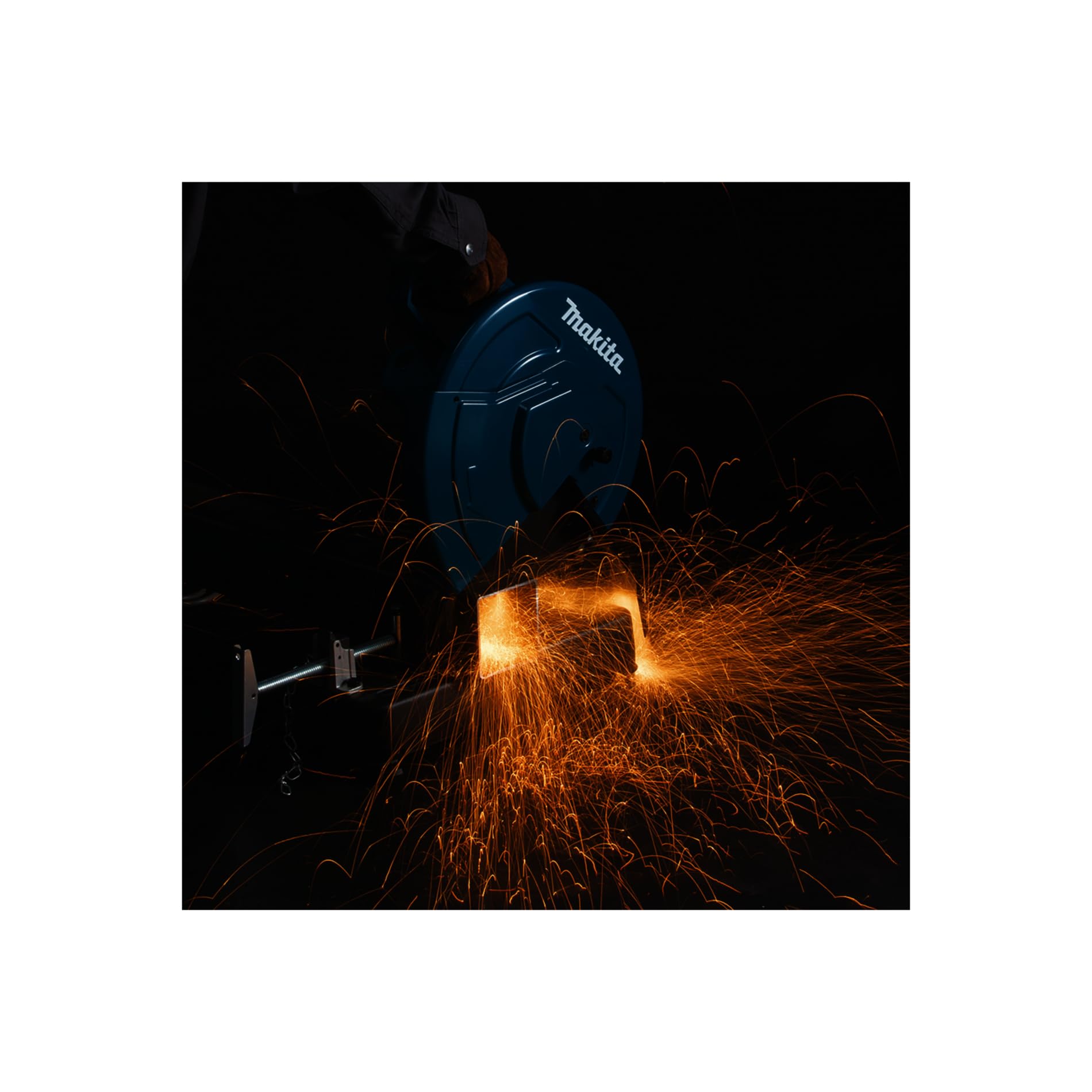 Makita Tronçonneuse à métaux MAKITA 2200W Ø355mm - LW1401S