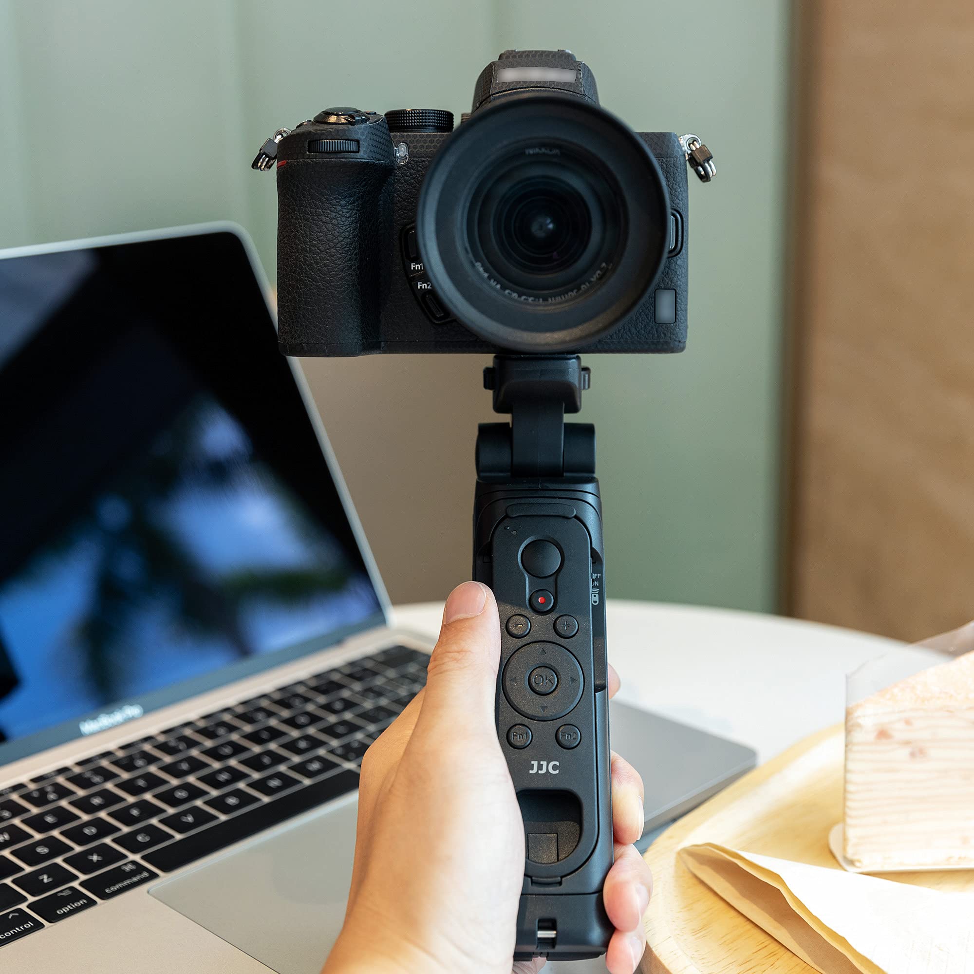JJC Mini Treppiede con Telecomando Senza Fili per Nikon Z6 II Z7 II Z fc Z50 COOLPIX P1000 P950 A1000 B600 Fotocamera, Bluetooth Commander Sostituisce Nikon ML-L7