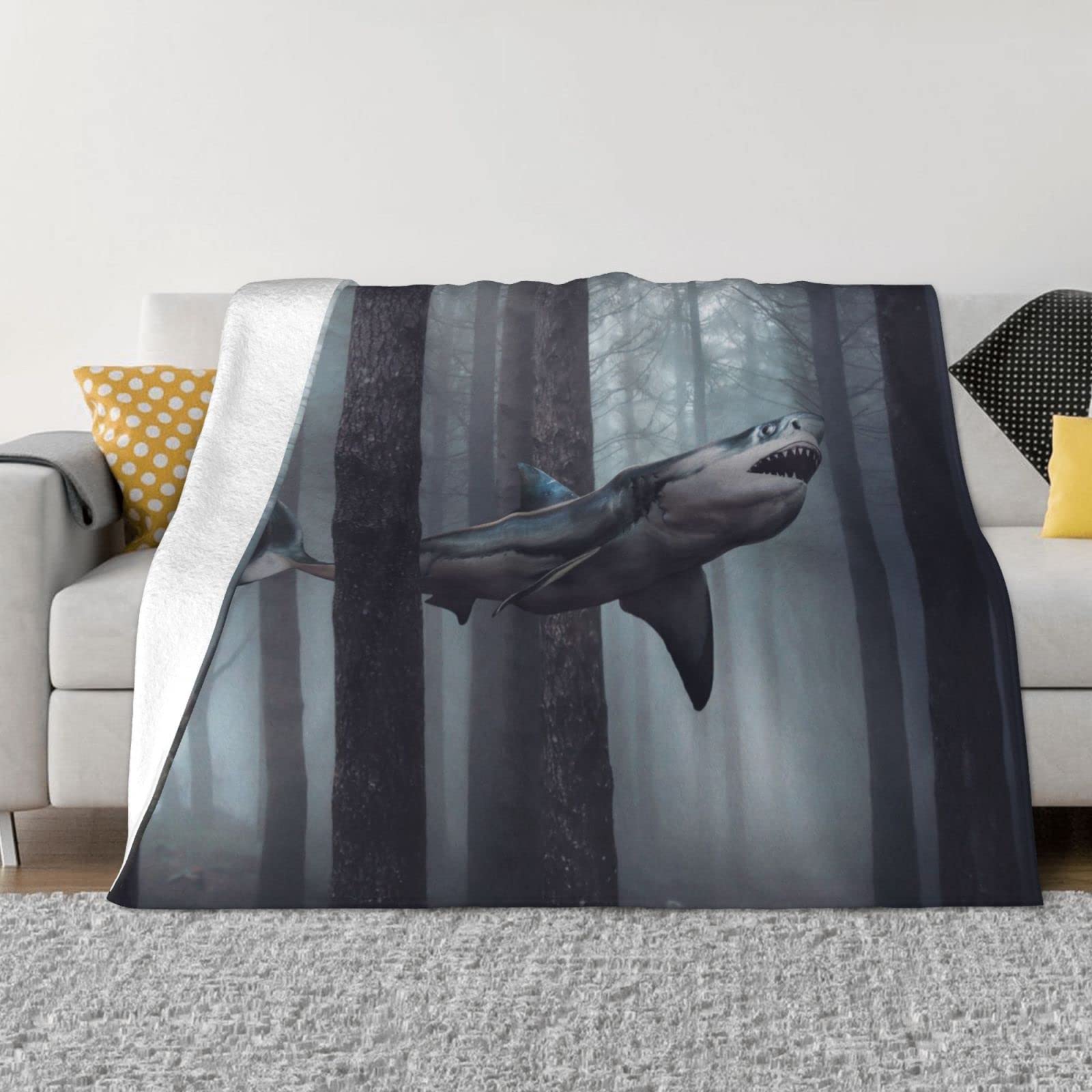 Couverture requin drôle : l'idée cadeau parfaite pour lit et canapé