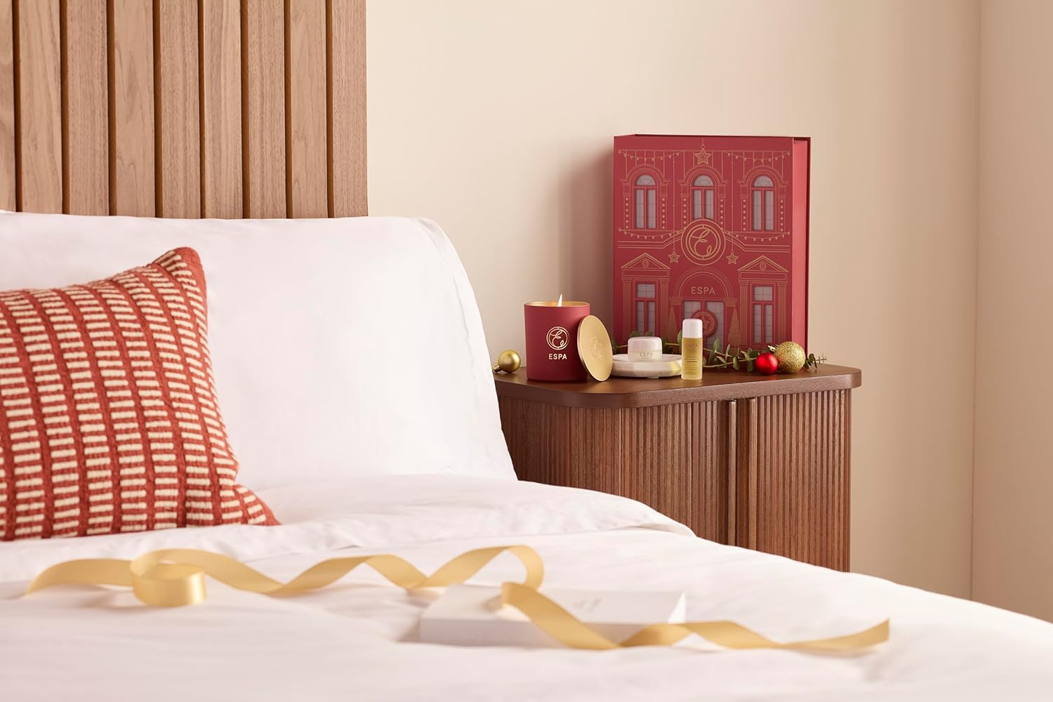 ESPA | Soothing Collection | Includes a Candle, Bath & Body Oil and Face Mask